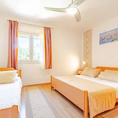 Apartamento Seaside With A Swimming Pool Prizba, Korcula - 10056 *