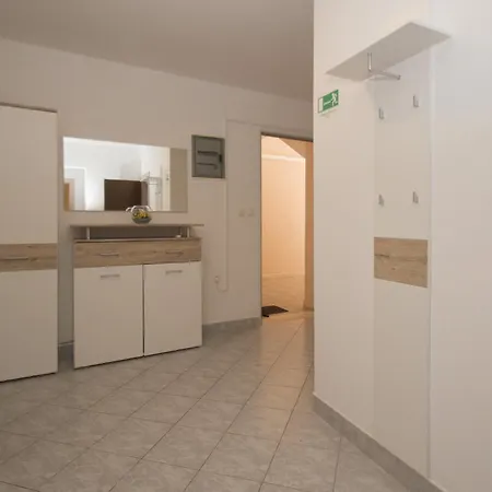 Apartamento Seaside With A Swimming Pool Prizba, Korcula - 10056 *