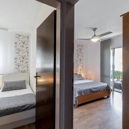 Seaside With A Swimming Pool Prizba, Korcula - 10056 *