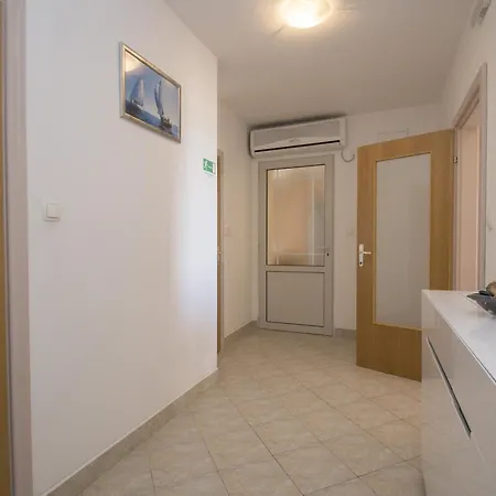 Seaside With A Swimming Pool Prizba, Korcula - 10056 Brnistrova