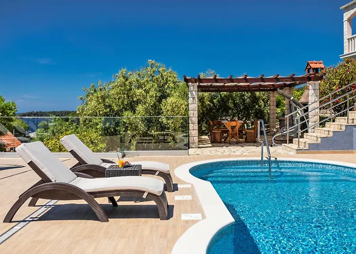 Seaside With A Swimming Pool Prizba, Korcula - 10056 Appartement Blato (Korcula)