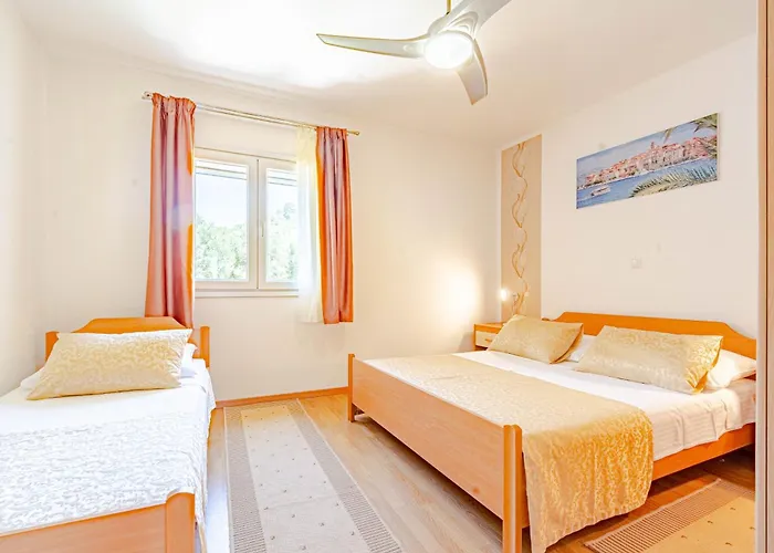 Appartement Seaside With A Swimming Pool Prizba, Korcula - 10056 *